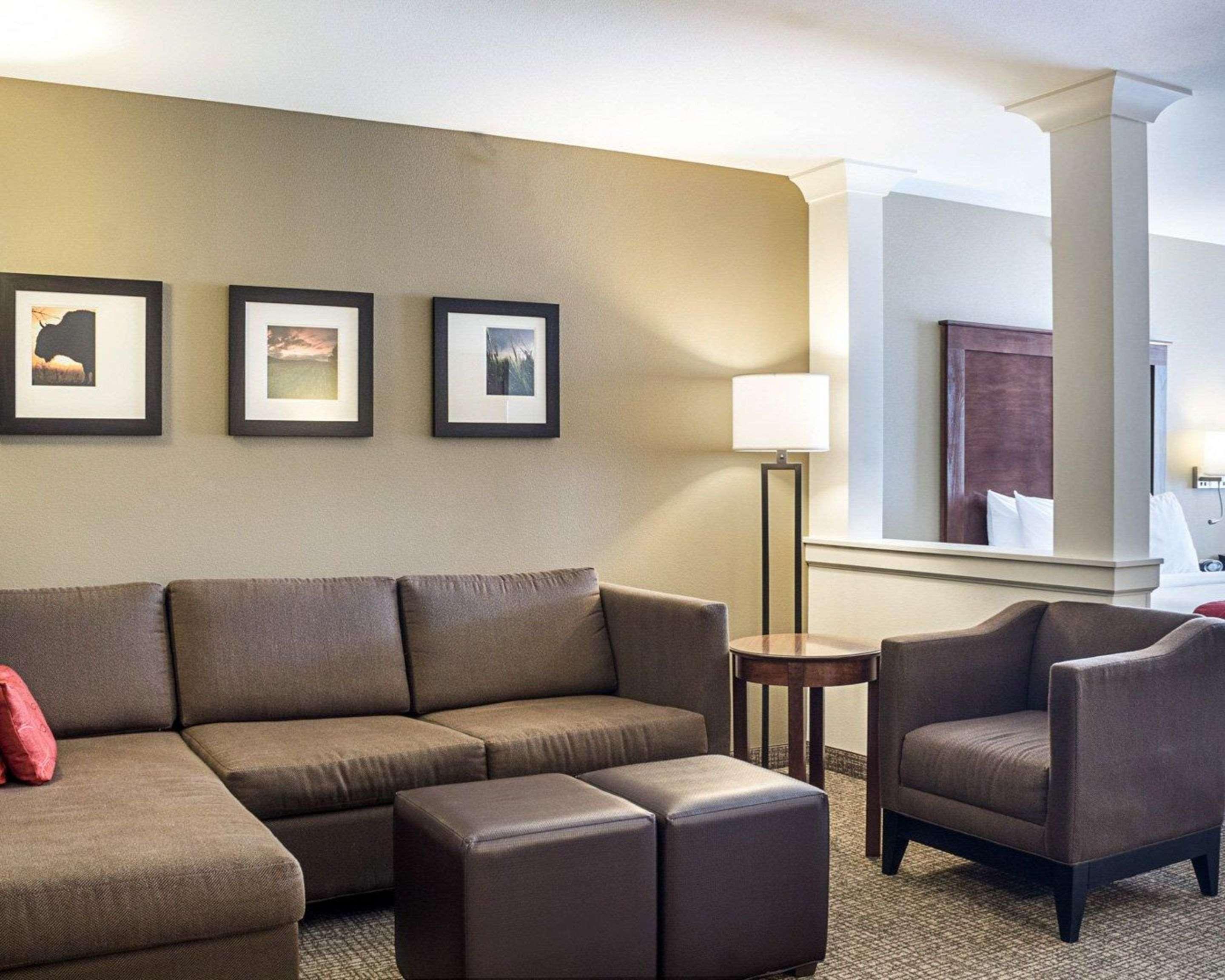 Comfort Suites Fargo Medical Center Eksteriør bilde
