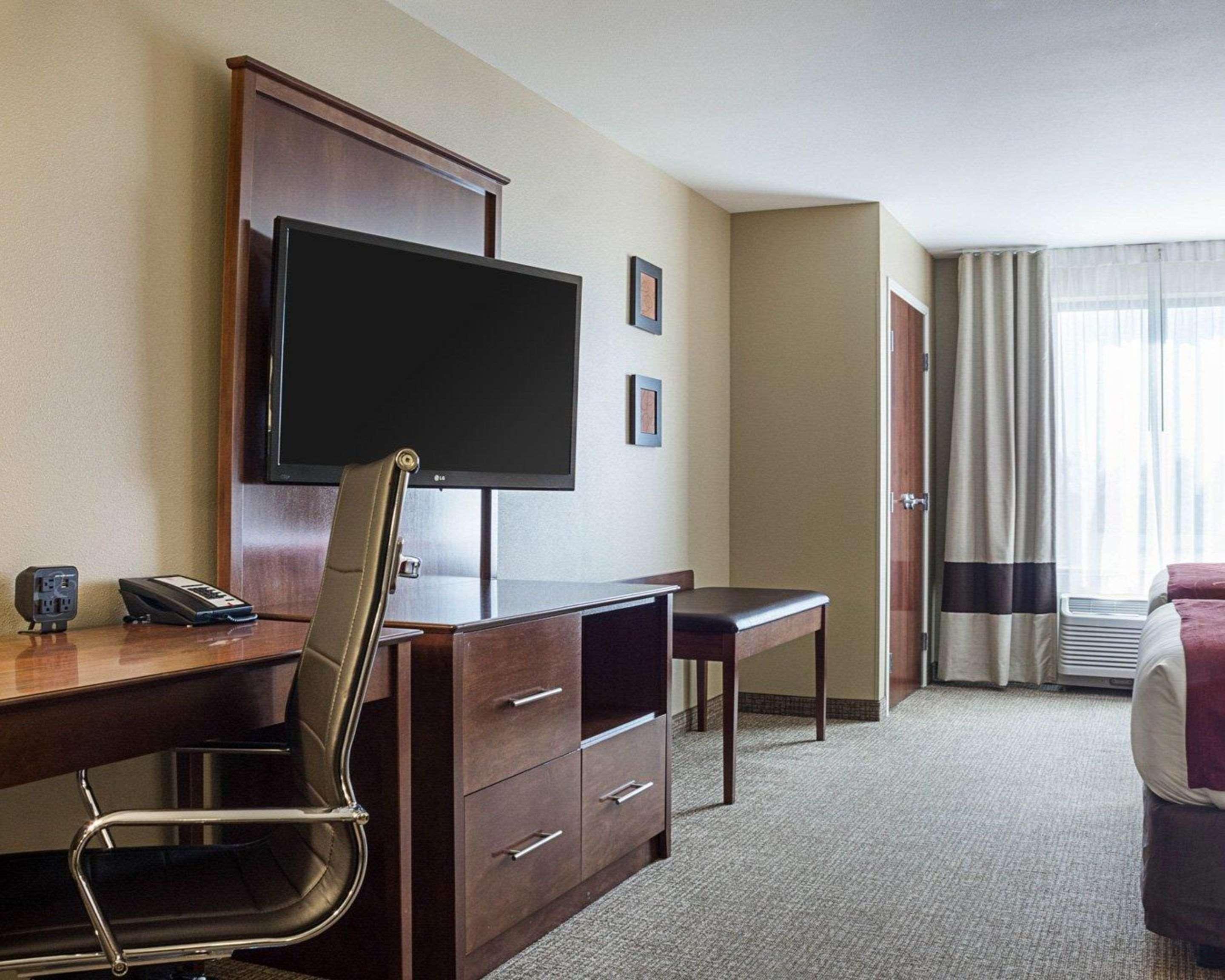 Comfort Suites Fargo Medical Center Eksteriør bilde