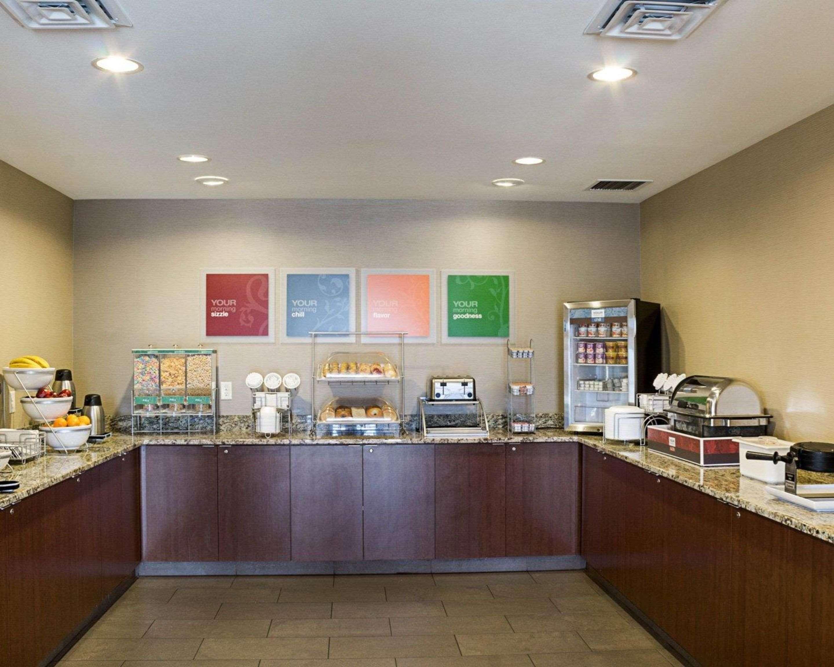 Comfort Suites Fargo Medical Center Eksteriør bilde