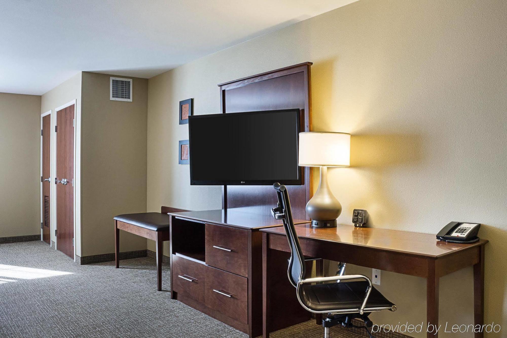 Comfort Suites Fargo Medical Center Eksteriør bilde