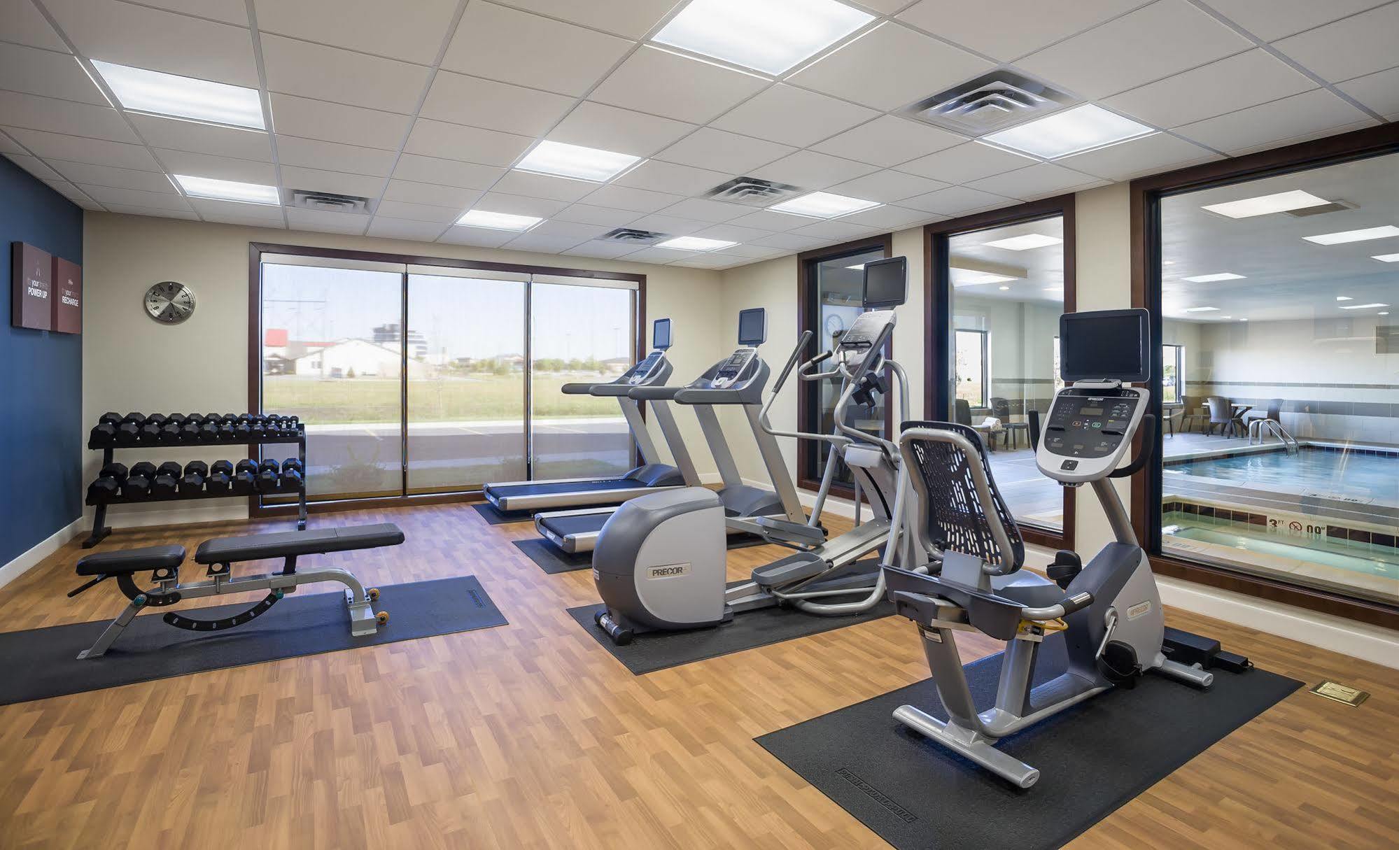 Comfort Suites Fargo Medical Center Eksteriør bilde